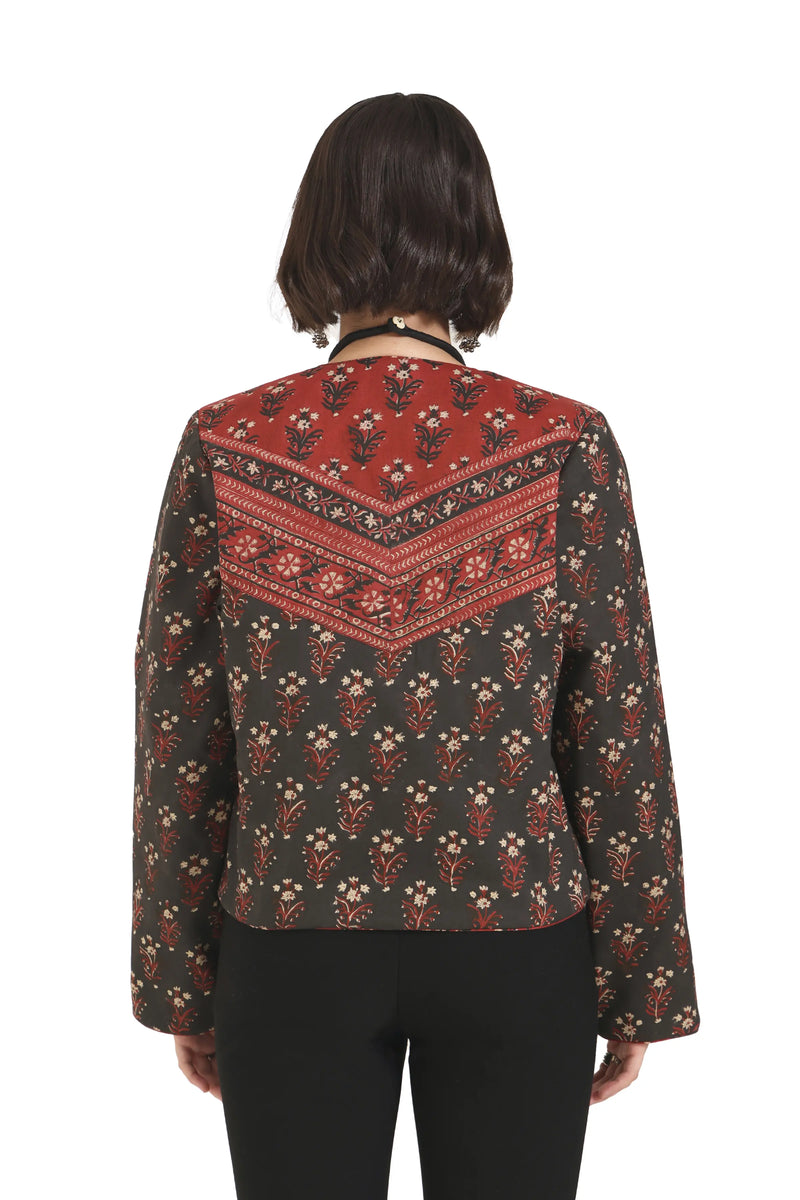 Somewhere In Between Jacket in Black